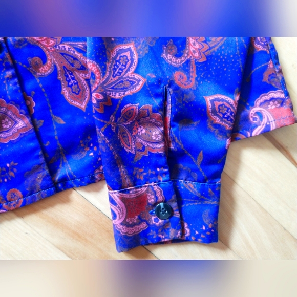 Blouse - Picture 2 of 2